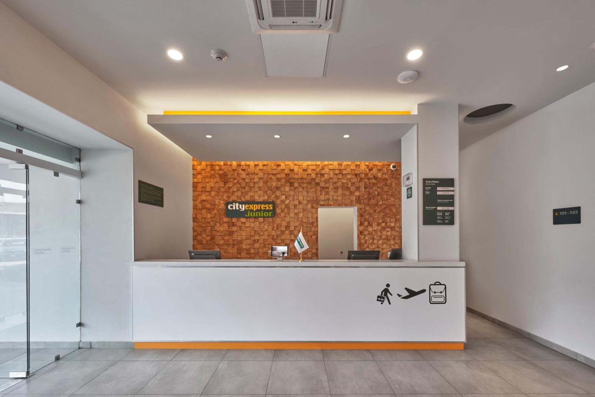 City Express Junior By Marriott San Luis Potosi Carranza Exterior photo