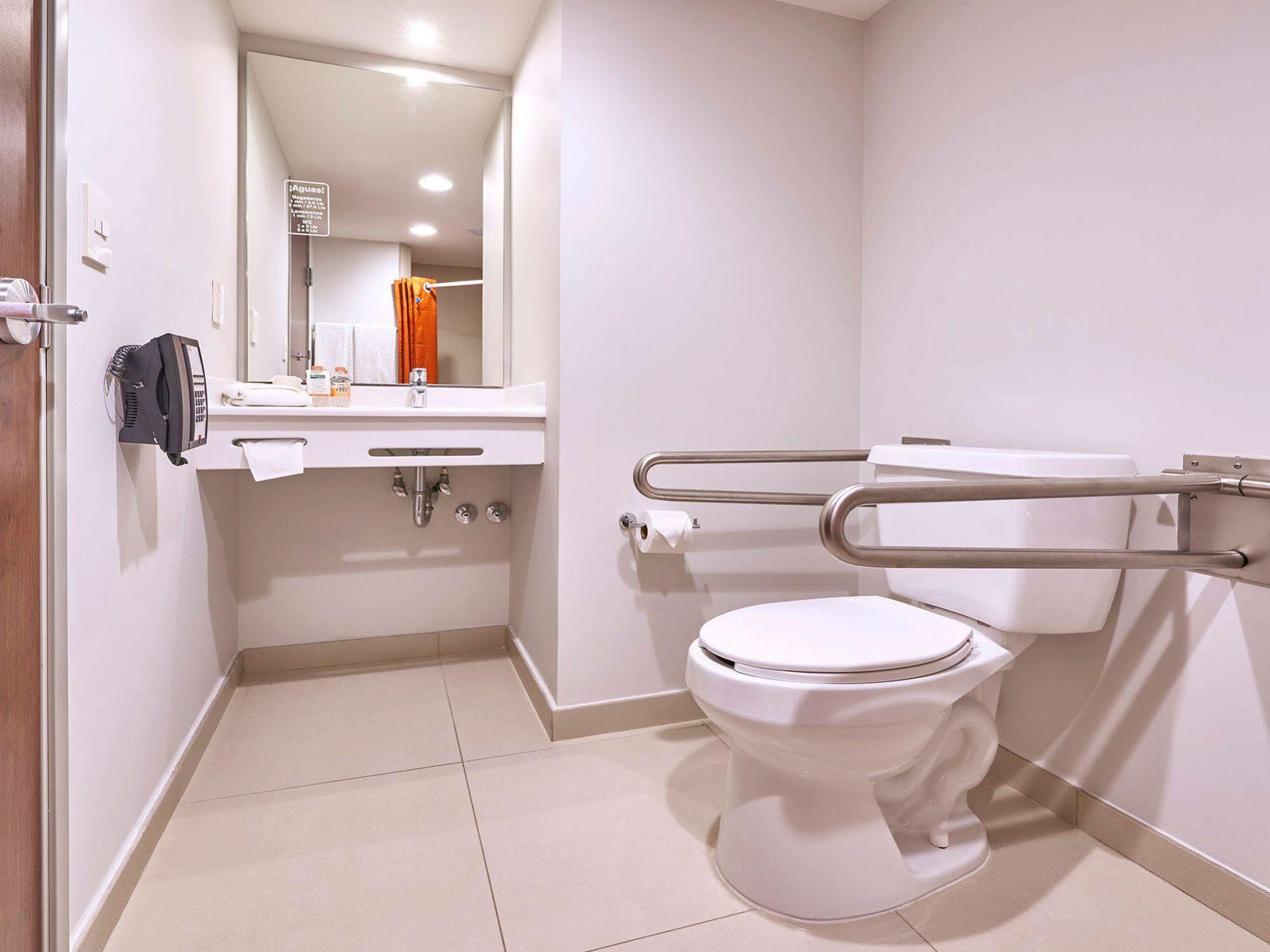 City Express Junior By Marriott San Luis Potosi Carranza Exterior photo